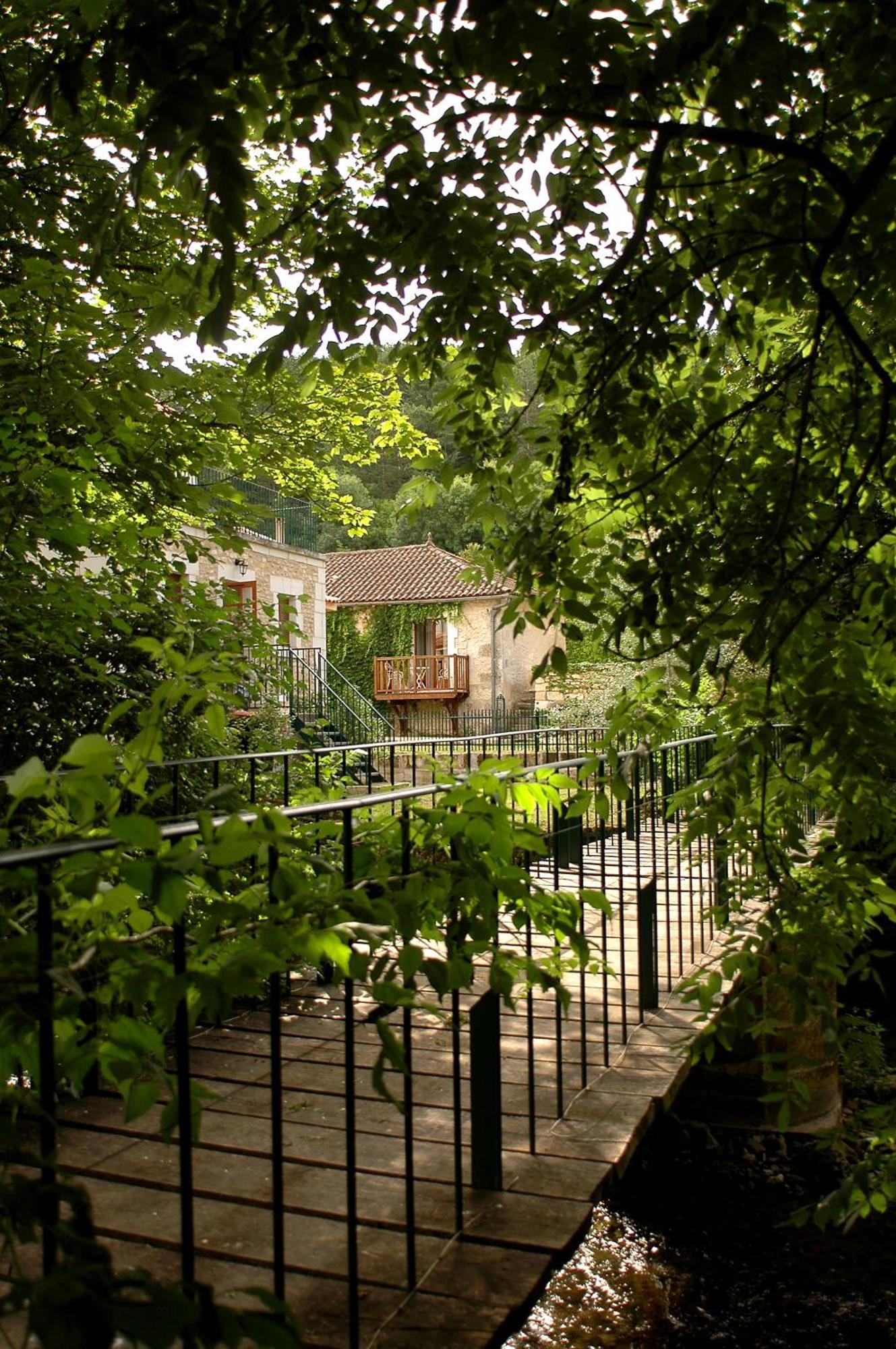 Hotel Moulin De Vigonac Valeuil Esterno foto
