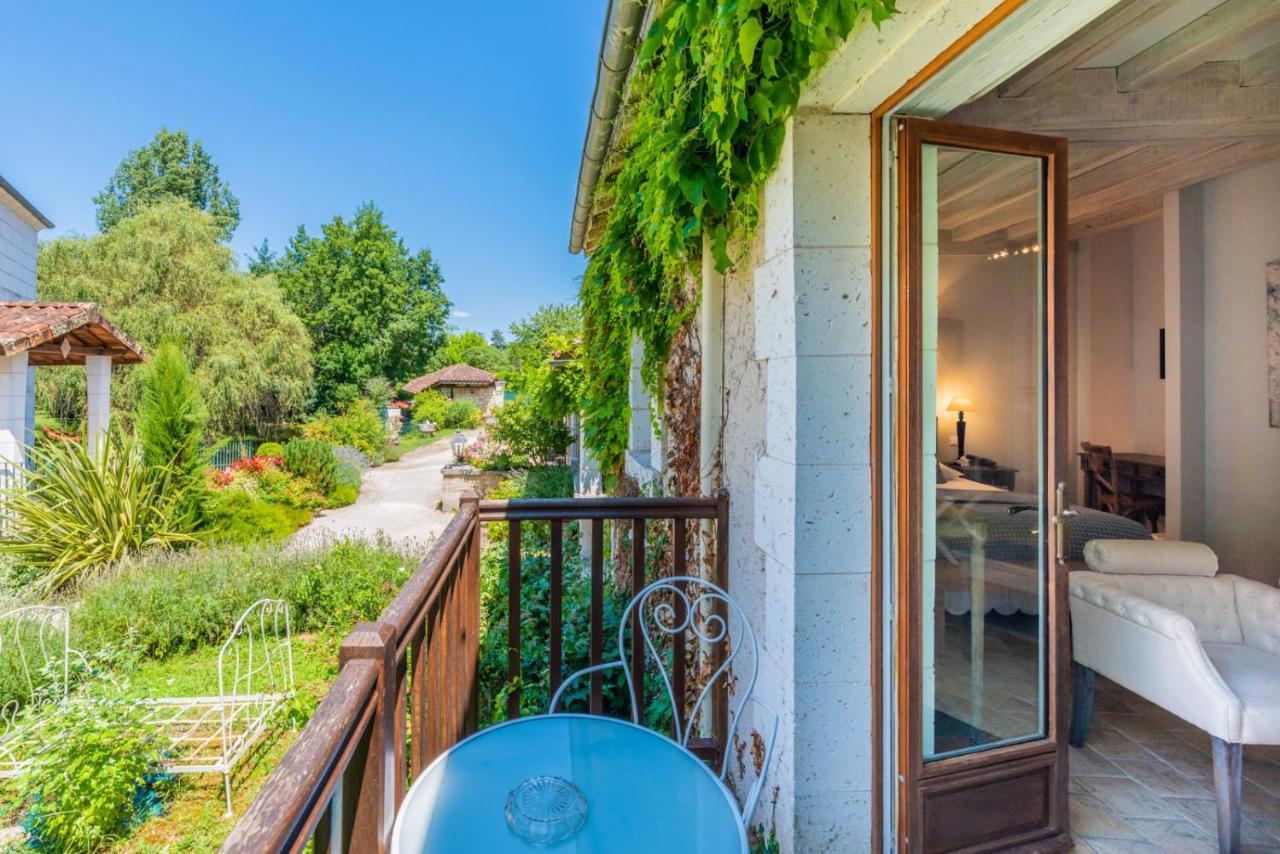 Hotel Moulin De Vigonac Valeuil Esterno foto