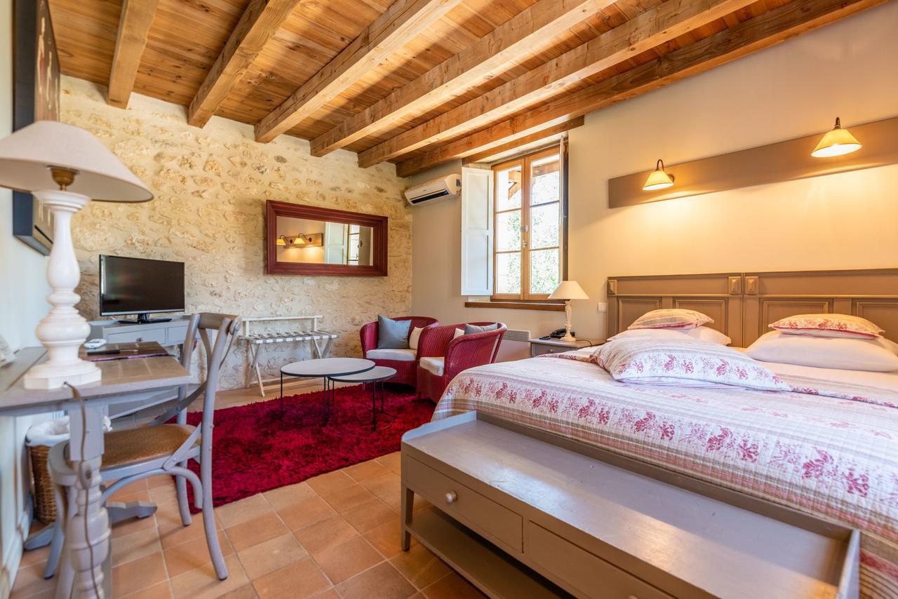 Hotel Moulin De Vigonac Valeuil Esterno foto